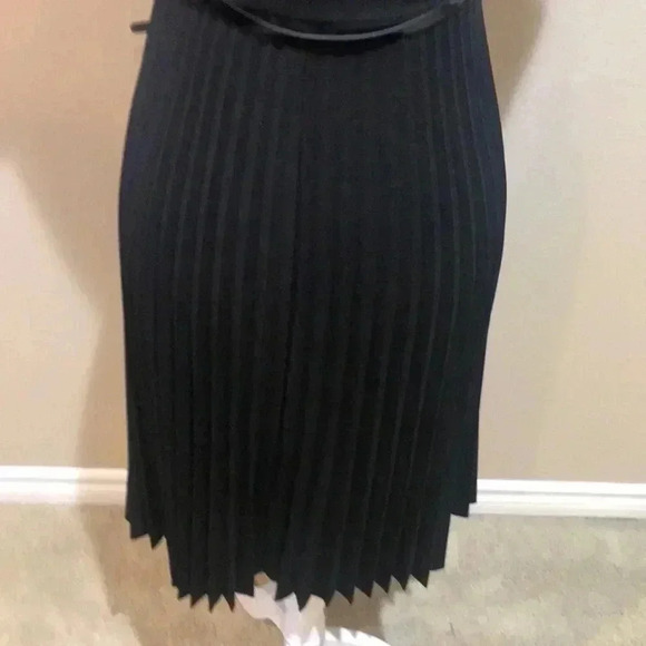 Elizabeth & Nicole Black Cap Sleeves Pleated Skirt Pullover Dress Belt-PS - Picture 8 of 10